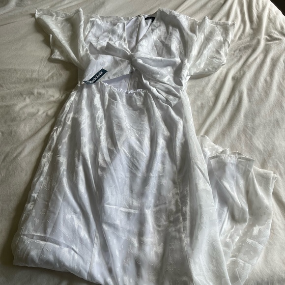 Hutch Kayla Jacquard Tie-Front Maxi Dress White - Picture 5 of 8